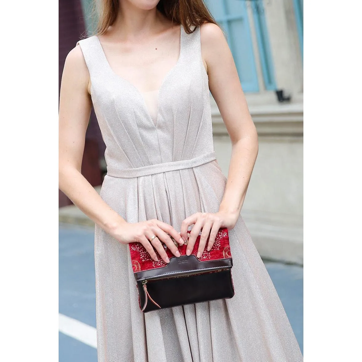Carpet Clutch & Wristlet Floral Wine