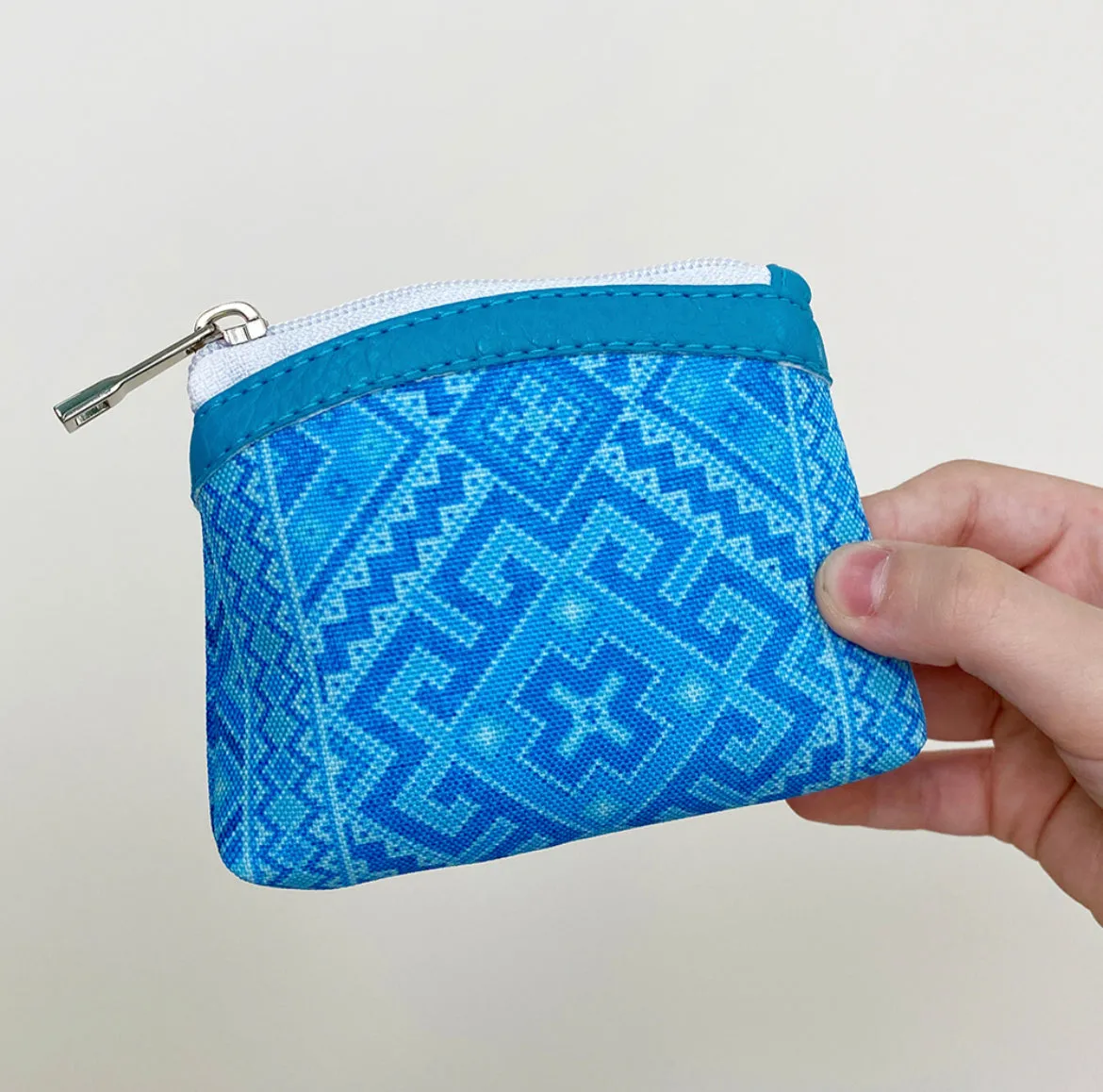 Change-Purse "Blue Vyshyvanka”