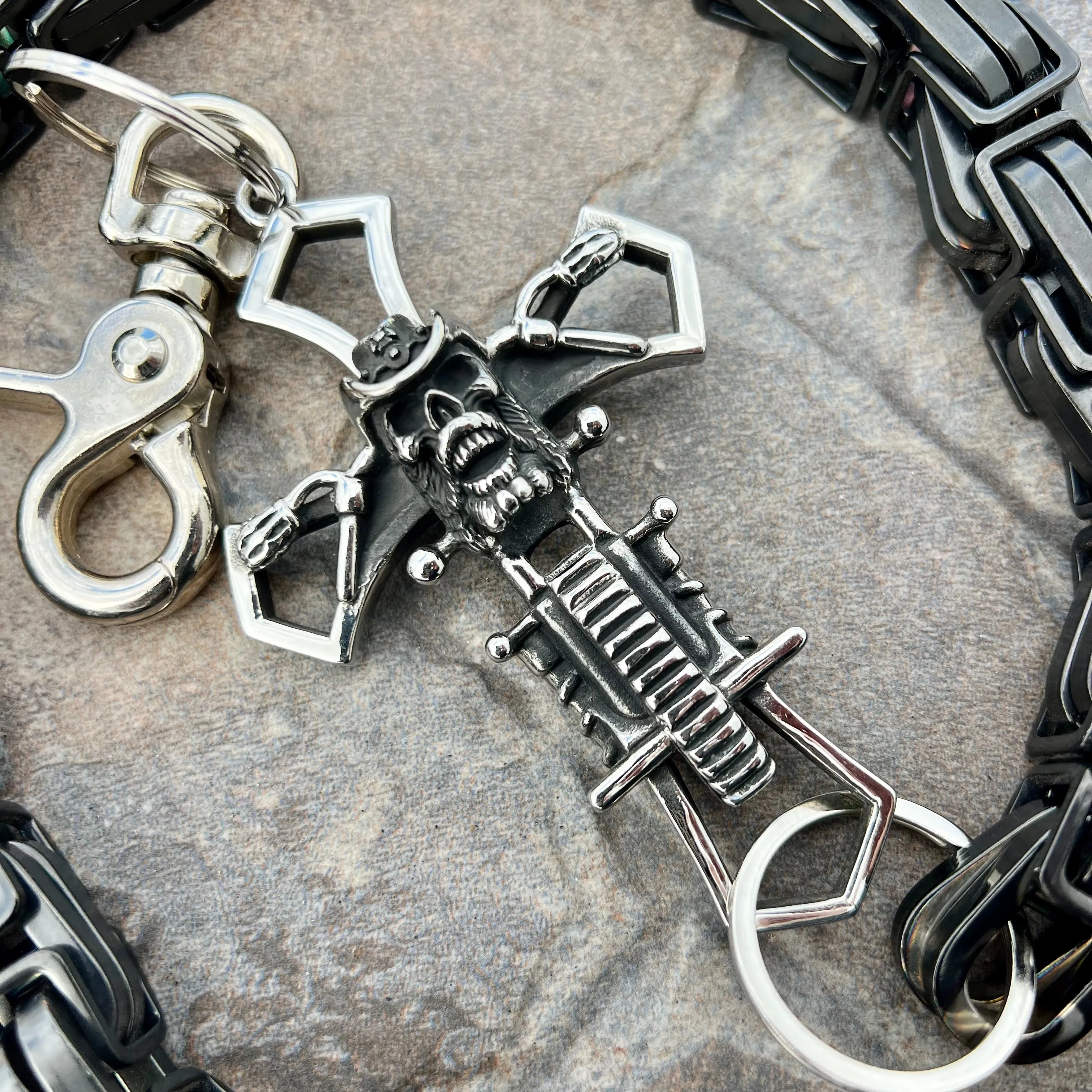 Cowboy Cross Wallet Chain - Black Daytona CVO - WC229CVO