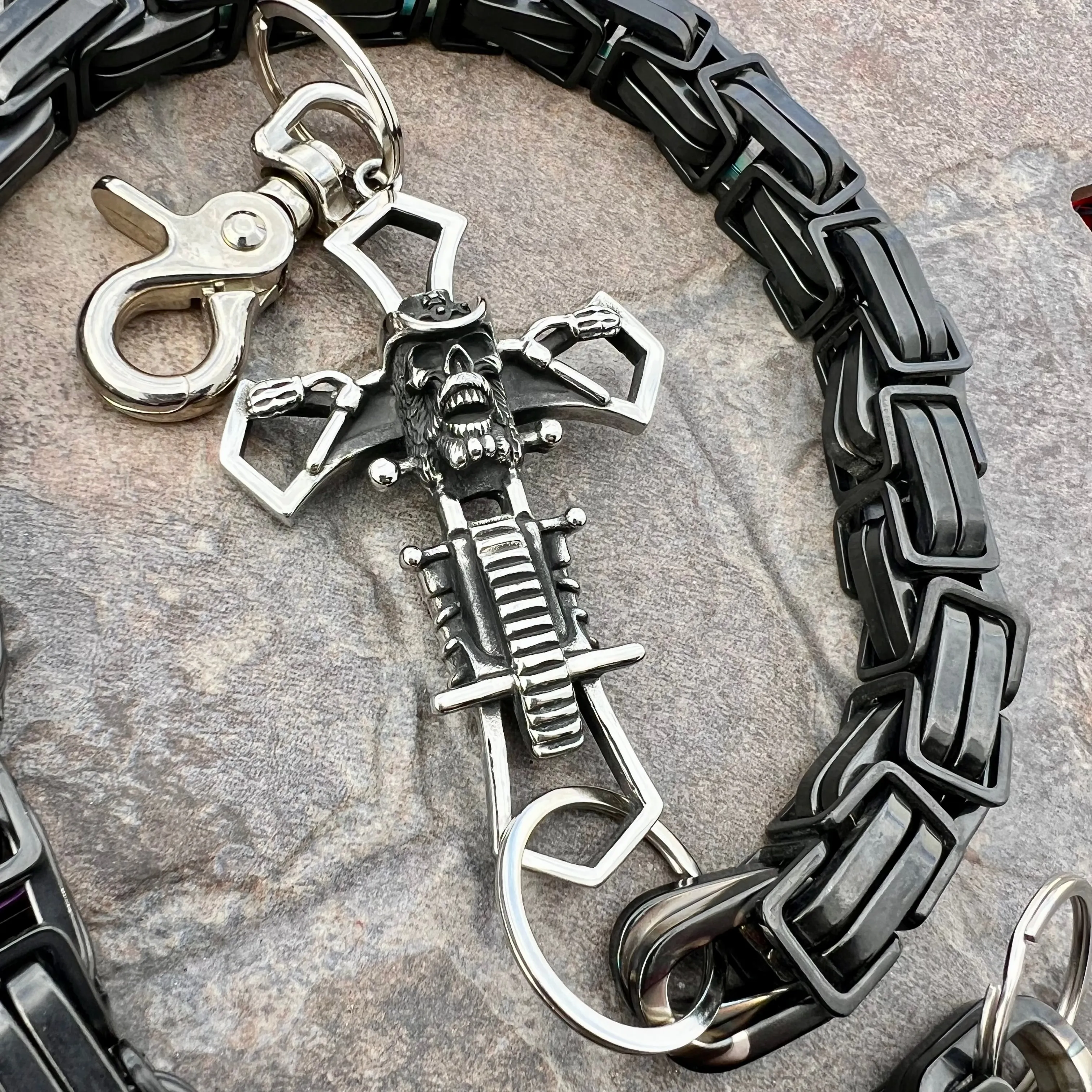 Cowboy Cross Wallet Chain - Black Daytona CVO - WC229CVO