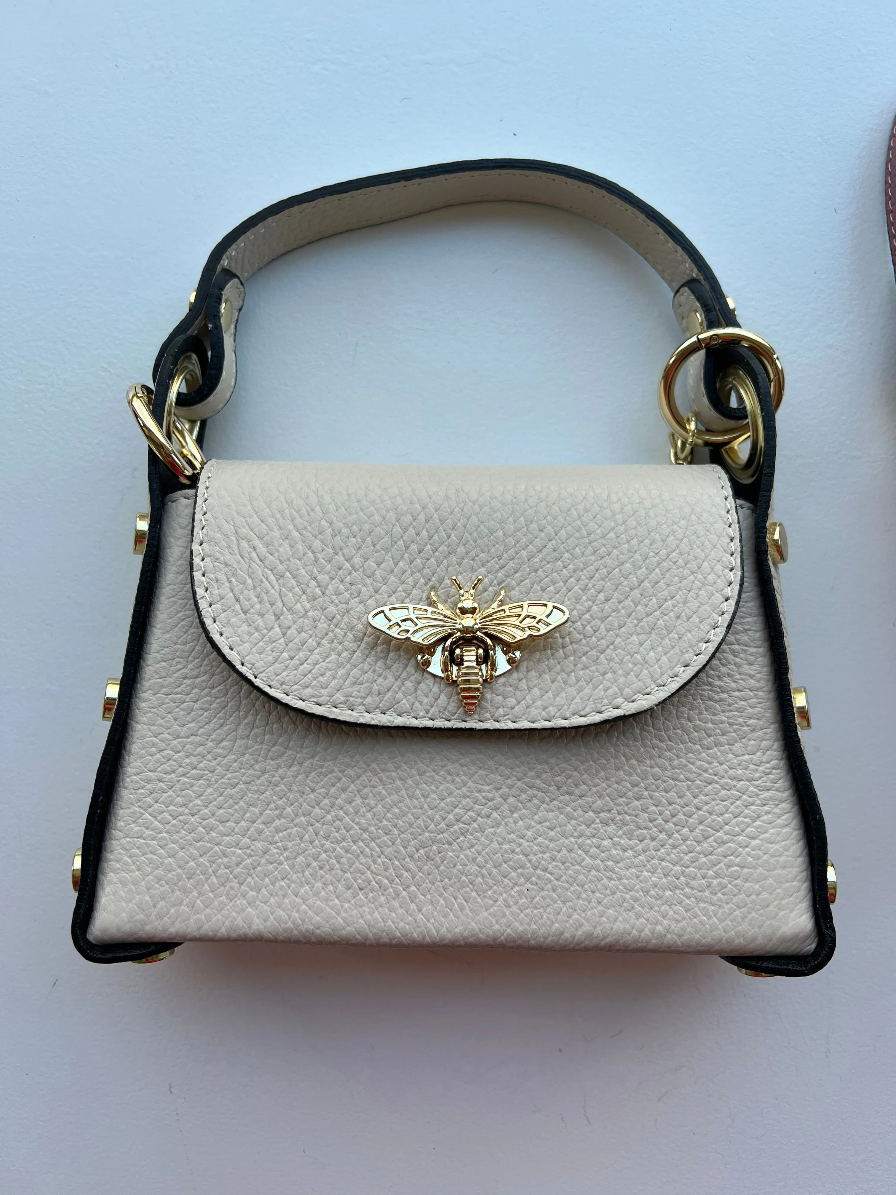 Queen Bee Ladies Leather Handbags