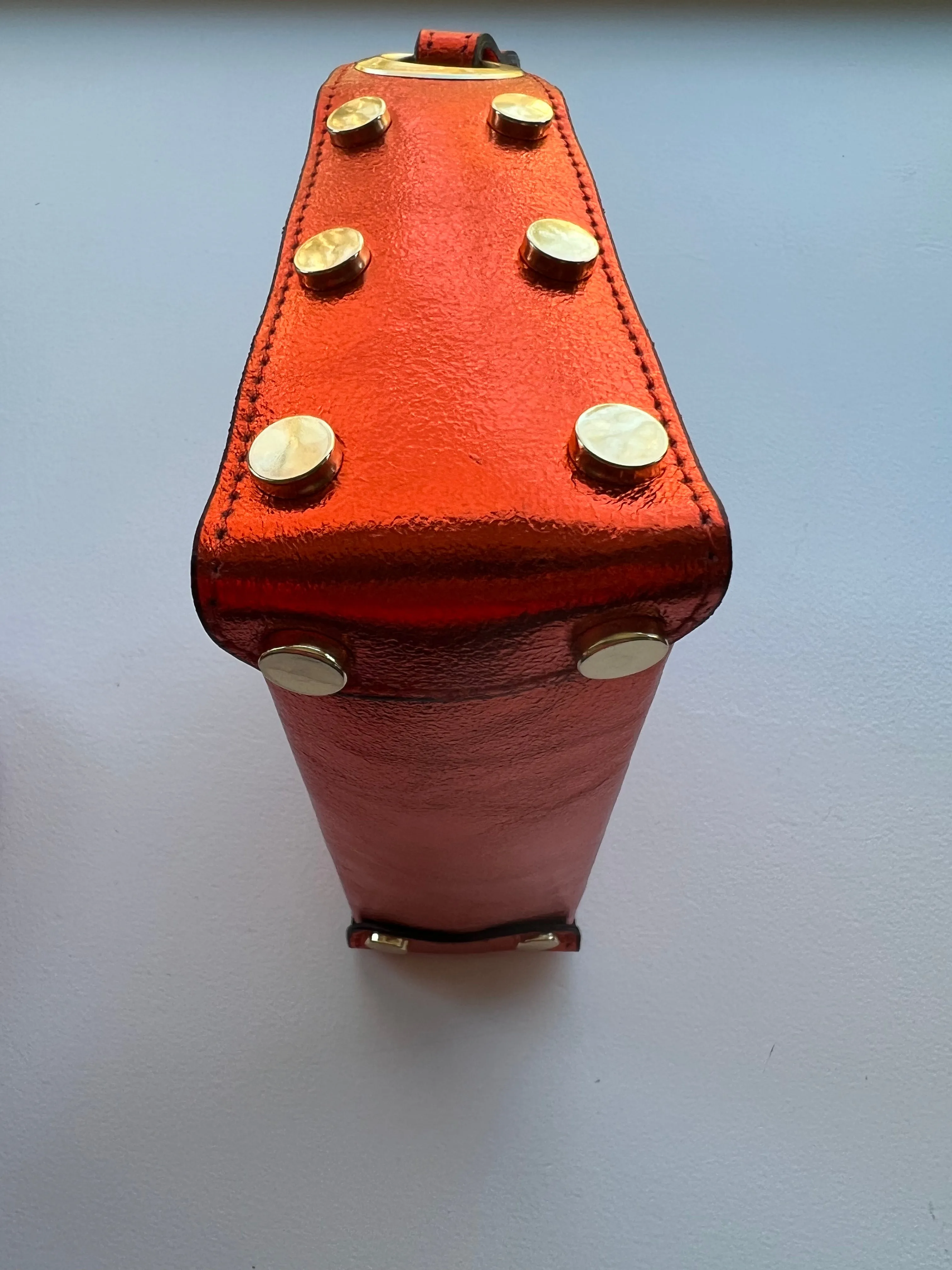 Queen Bee Ladies Leather Handbags