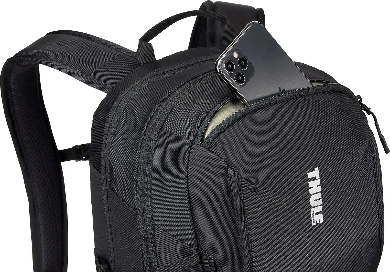 Thule EnRoute Backpack 23L Black | Buy Thule EnRoute Backpack 23L Black here | Outnorth